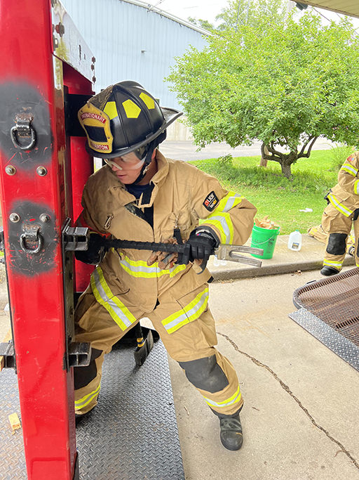 fireman prying door
